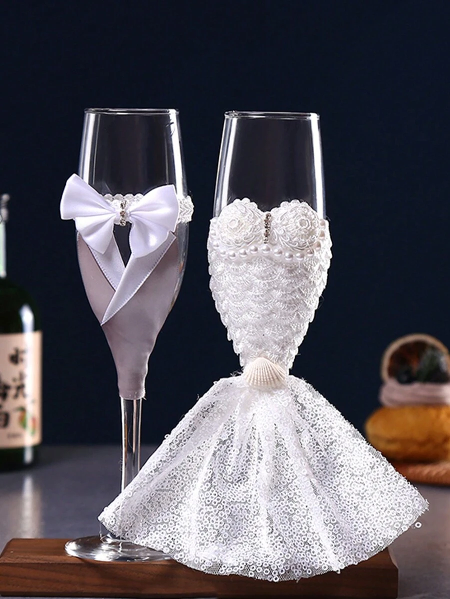 1 Set Wedding Dress Suit Groom And Bride Decoration Champagne Glass, 2pcs