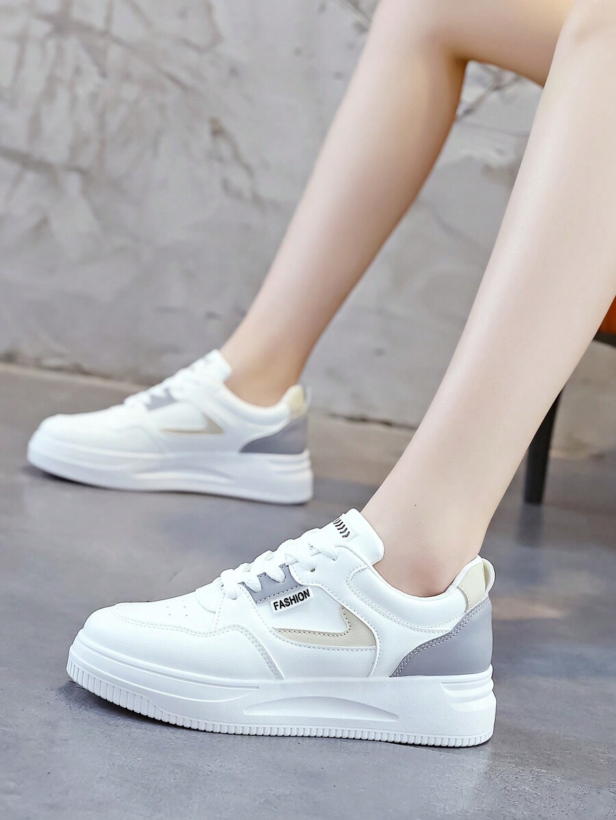 Women's Casual Sneakers Fashionable White Shoes